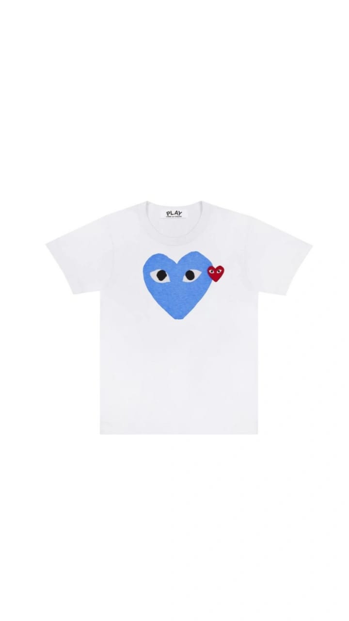 Play Comme des Garçons Blue Heart with Little Red Heart